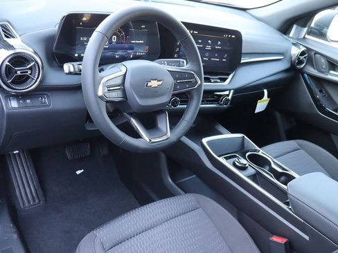 New 2026 Chevrolet Equinox LT FWD image 5