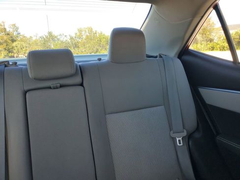 Used 2016 Toyota Corolla LE image 14