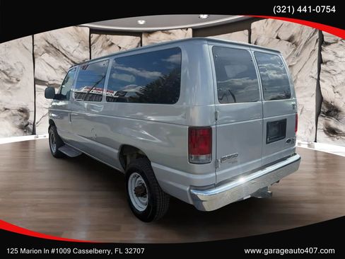 Used 2007 Ford E-350 and Econoline 350 XLT RWD image 4