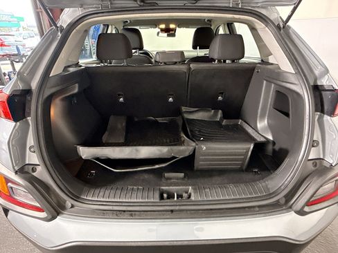 Used 2021 Hyundai Kona SE FWD image 34