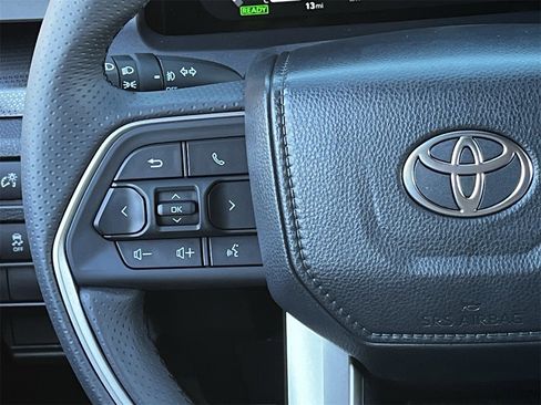 New 2026 Toyota 4Runner Limited image 12