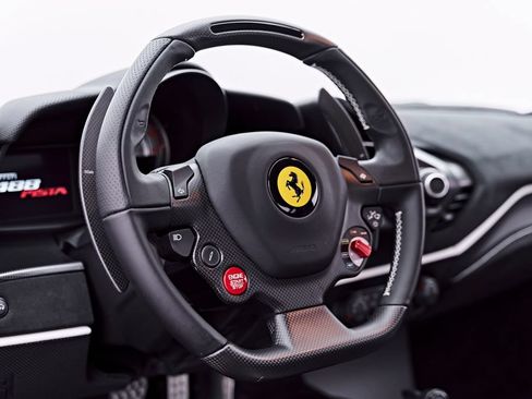 Used 2020 Ferrari 488 Pista Coupe RWD image 66