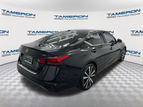 Used 2022 Nissan Altima 2.5 SR FWD image 5