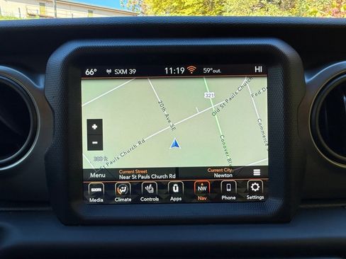 Used 2021 Jeep Gladiator Sport image 23