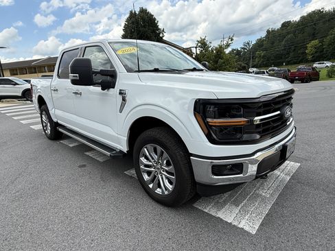 Used 2024 Ford F150 XLT w/ Equipment Group 303A High AWD/4WD image 3