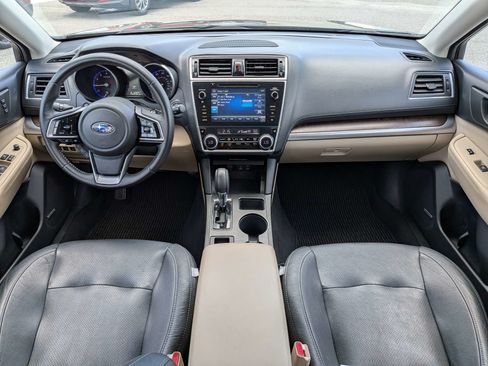Used 2018 Subaru Outback 2.5i Limited AWD/4WD image 15