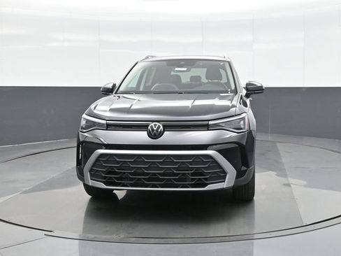 New 2026 Volkswagen Taos SE AWD/4WD image 2
