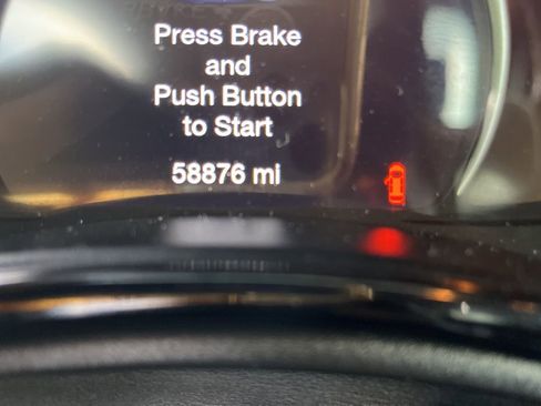 Used 2024 Dodge Durango GT image 2