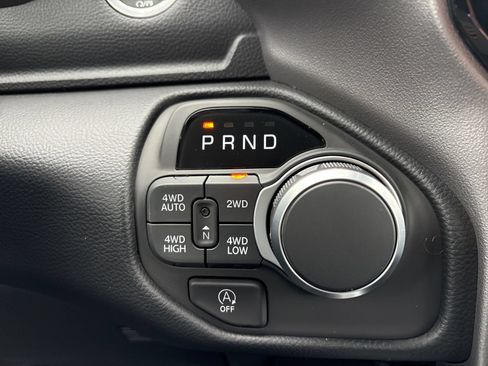 New 2026 RAM 1500 Big Horn AWD/4WD image 25