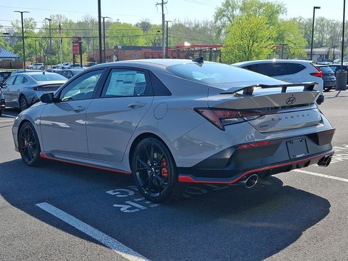 New 2026 Hyundai Elantra N FWD image 4