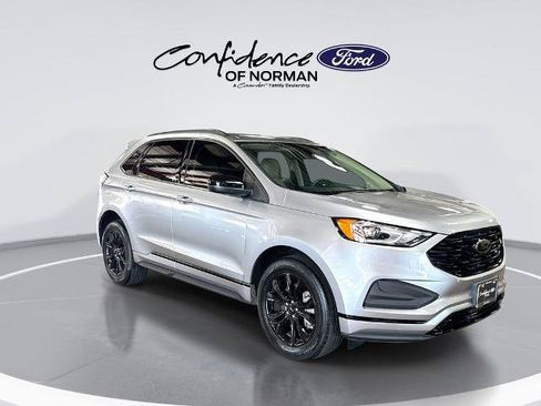 Certified 2024 Ford Edge SE w/ Black Appearance Package AWD/4WD image 11
