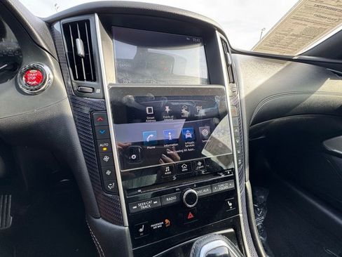 Used 2017 INFINITI Q60 Red Sport 400 image 20