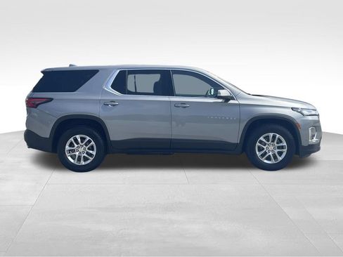 Used 2023 Chevrolet Traverse LS w/ Safety Package AWD/4WD image 2