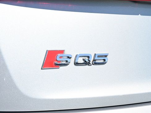 Used 2019 Audi SQ5 Premium Plus w/ Premium Plus Package image 19