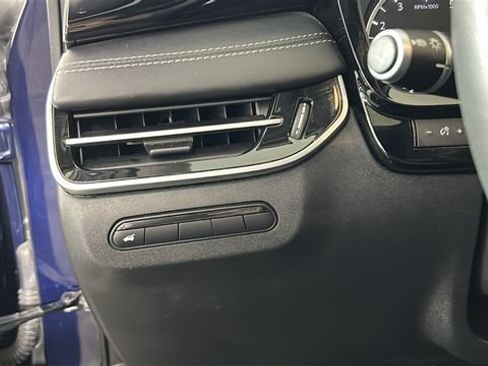 Used 2023 INFINITI QX60 Pure AWD/4WD image 19