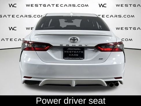 Used 2024 Toyota Camry SE image 4