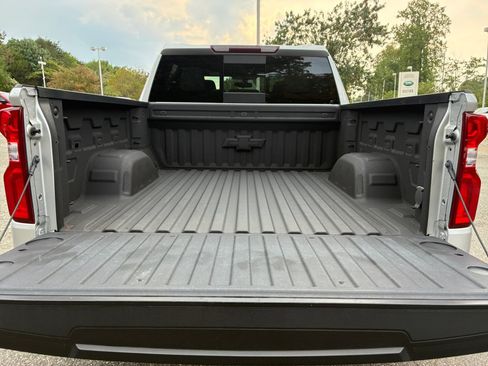 Used 2020 Chevrolet Silverado 1500 RST AWD/4WD image 15