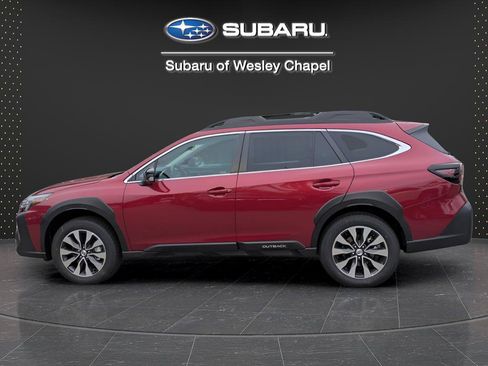 Certified 2025 Subaru Outback Premium AWD/4WD image 7