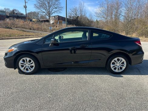Used 2015 Honda Civic LX image 2