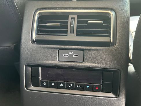 Used 2025 MAZDA CX-90 3.3 Turbo w/ Preferred Package image 36