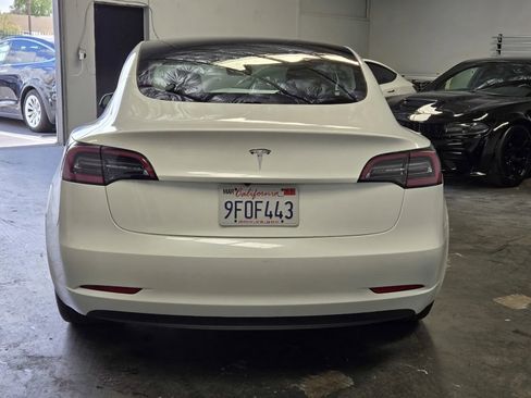 Used 2023 Tesla Model 3 Standard Range RWD image 3