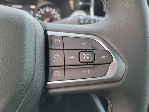 New 2026 Jeep Compass Limited image 6