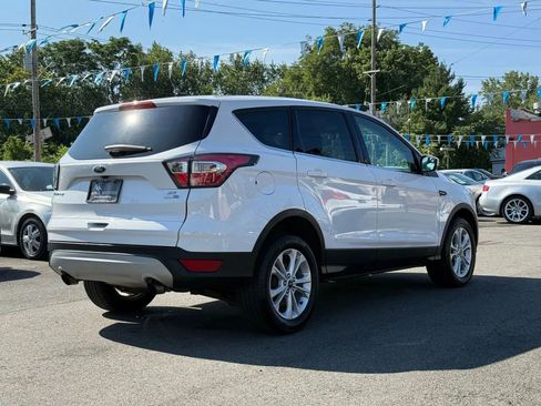 Used 2017 Ford Escape SE image 13