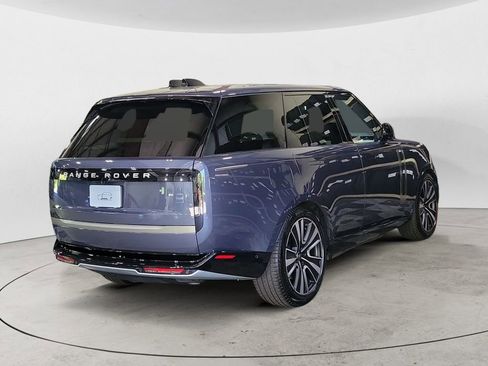 New 2025 Land Rover Range Rover SE image 6