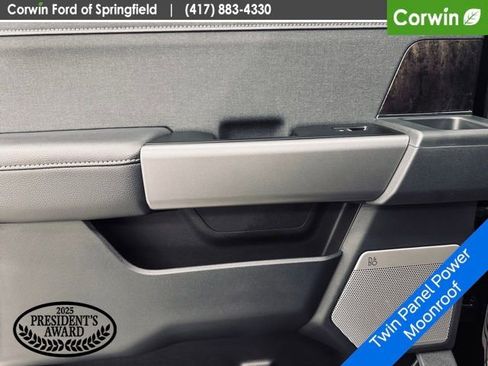 New 2026 Ford F350 Lariat w/ Black Appearance Package image 27