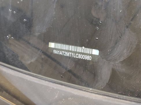 Used 2020 Nissan Rogue S FWD image 33