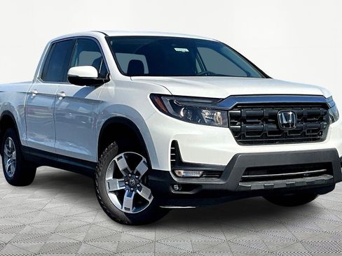 New 2026 Honda Ridgeline Sport image 3