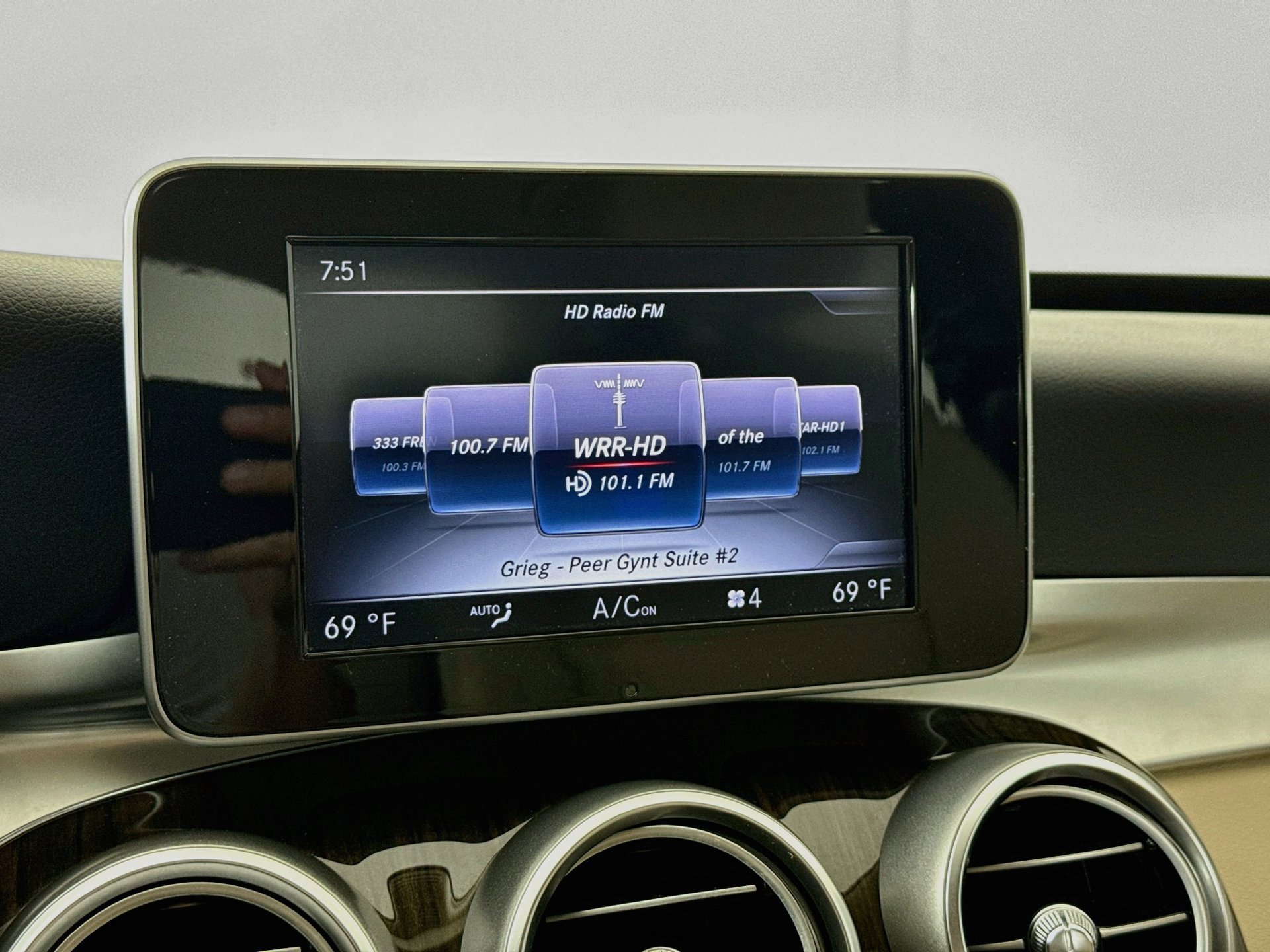 Certified 2017 Mercedes-Benz C 300 Sedan image 16