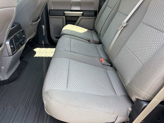 Used 2019 Ford F150 XLT w/ Equipment Group 302A Luxury AWD/4WD image 9