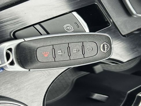 Certified 2023 Nissan Rogue SV AWD/4WD image 33