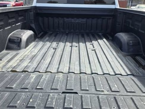 Used 2025 GMC Sierra 3500 Denali AWD/4WD image 7
