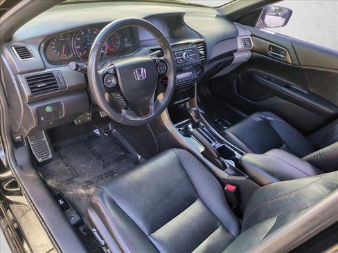 Used 2017 Honda Accord Sport Special Edition image 10