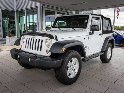Used 2016 Jeep Wrangler Sport w/ Quick Order Package 24S AWD/4WD image 10