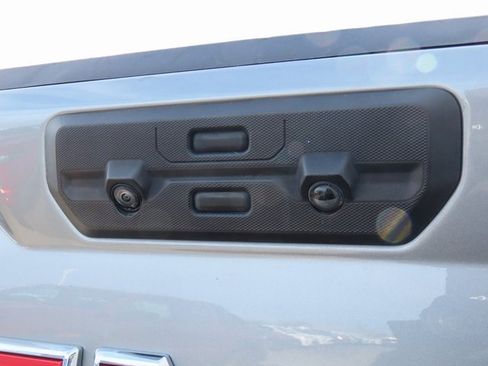 Used 2024 GMC Sierra 1500 AT4 w/ Technology Package image 19