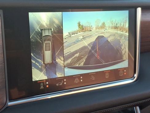 Used 2024 GMC Yukon Denali Ultimate image 21