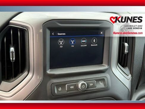 Used 2020 Chevrolet Silverado 1500 Custom w/ Custom Value Package image 31