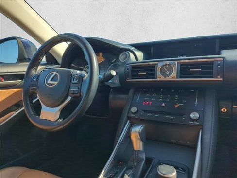 Used 2017 Lexus IS 200t image 24