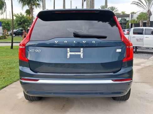 Used 2024 Volvo XC90 T8 Core w/ Protection Package Premier AWD/4WD image 5
