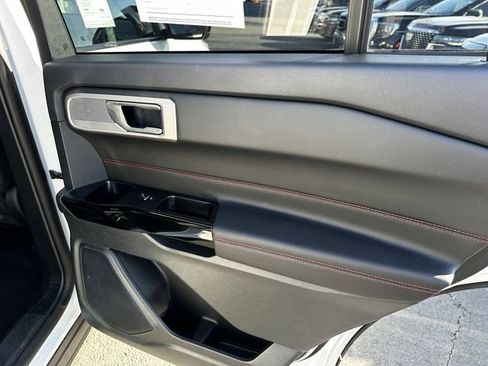 Certified 2023 Ford Explorer ST-Line image 40