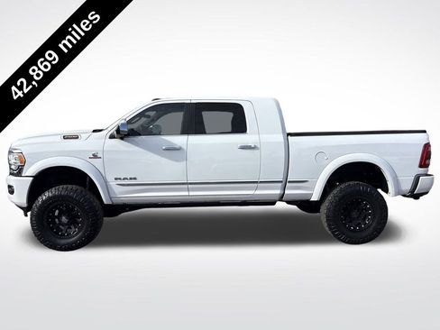 Used 2020 RAM 2500 Limited image 2
