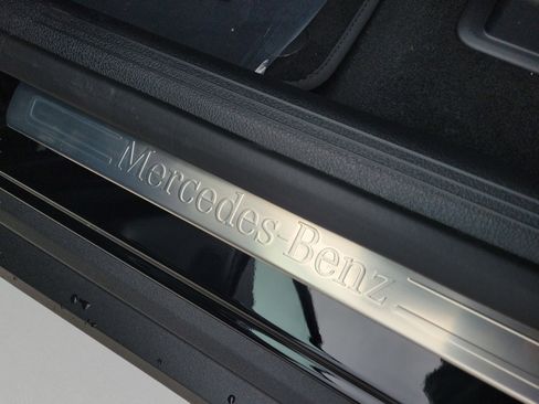Used 2026 Mercedes-Benz GLC 300 image 19
