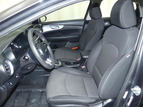 Used 2023 Kia Forte LXS image 20