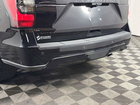 Used 2021 Ford Expedition Limited AWD/4WD image 39