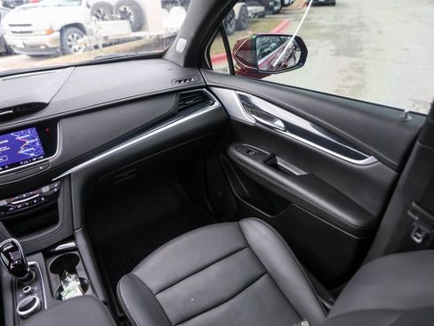 Used 2024 Cadillac XT5 Premium Luxury w/ Technology Package image 29