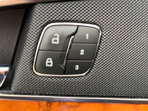 Used 2019 Lincoln Nautilus Reserve image 19