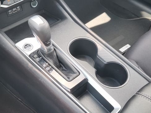 Used 2025 Nissan Altima 2.5 SV FWD image 20